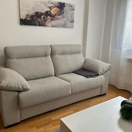 Studio 14 + Garaje Incluido. Nuevo, Elegante, Acogedor. อาโร ภายนอก รูปภาพ