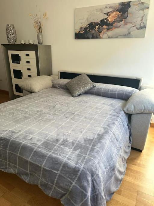 Studio 14 + Garaje Incluido. Nuevo, Elegante, Acogedor. อาโร ภายนอก รูปภาพ